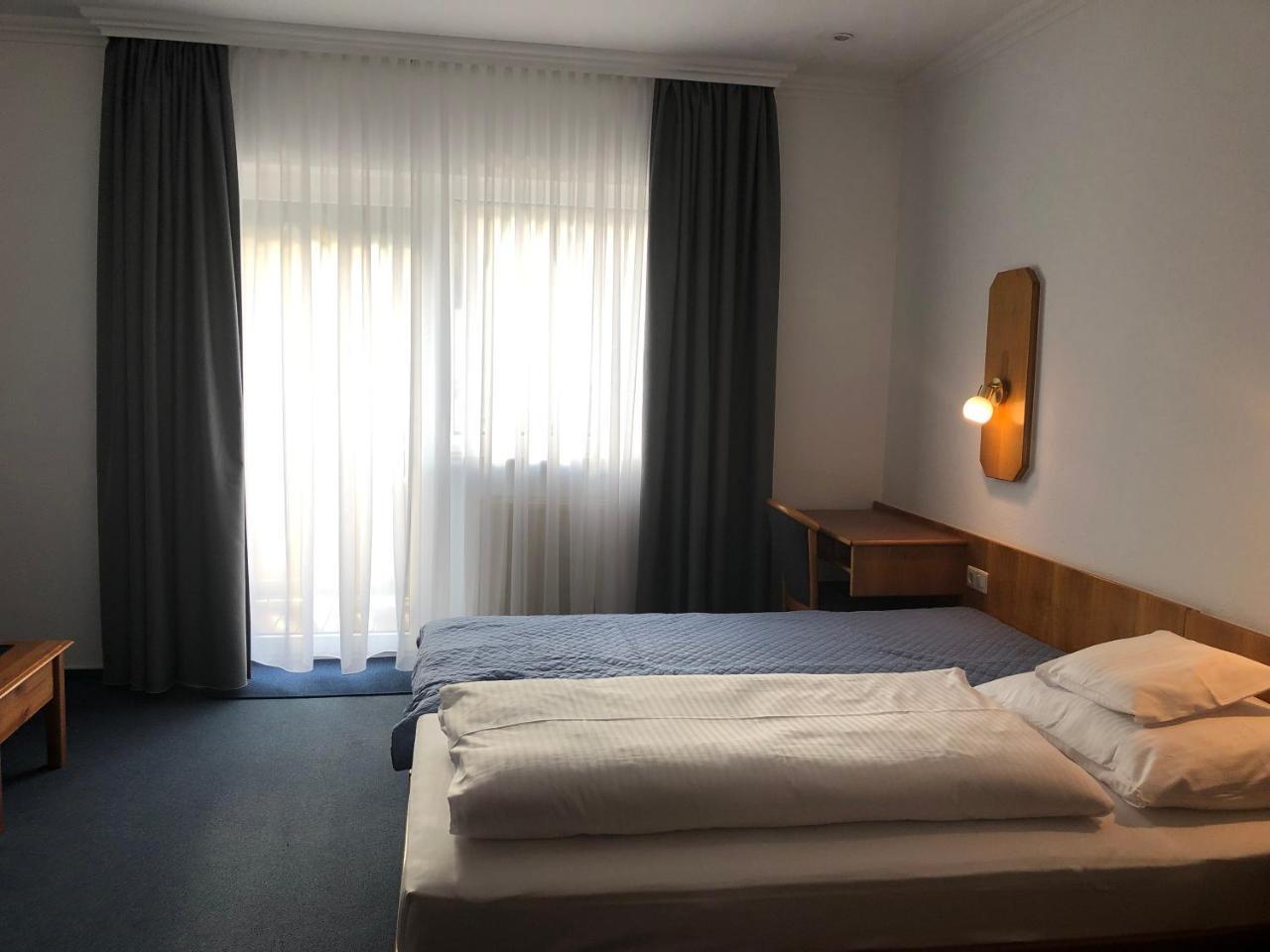 Gasthof Zur Krone Leidersbach Екстериор снимка